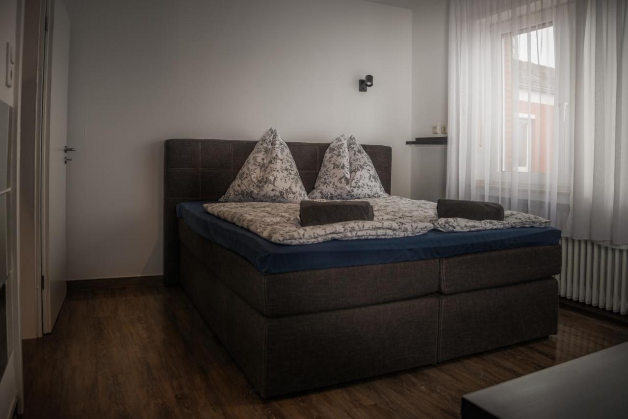 M&M Apartment Duesseldorf Нойс Экстерьер фото